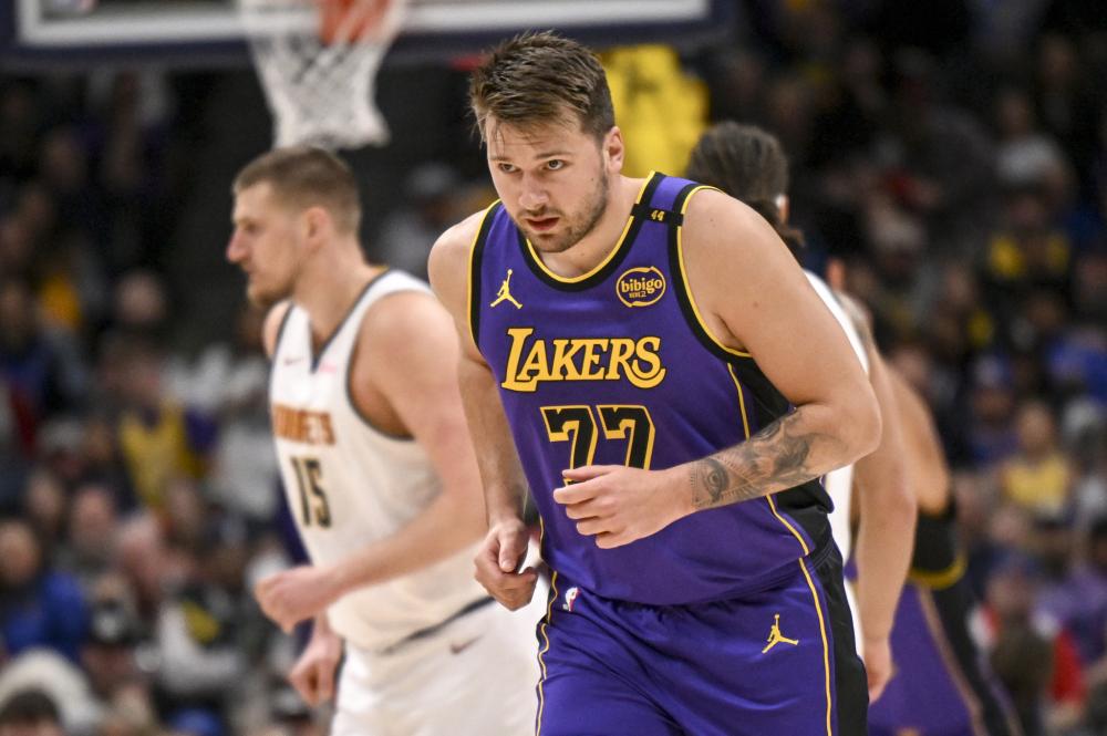 斯保持竞争 斯保持竞争